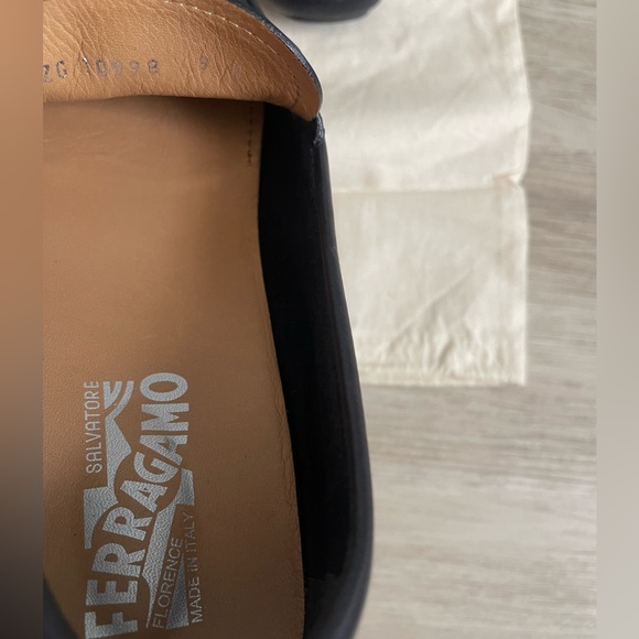 Salvatore Ferragamo Women’s Loafers 9M - Picture 5 of 7